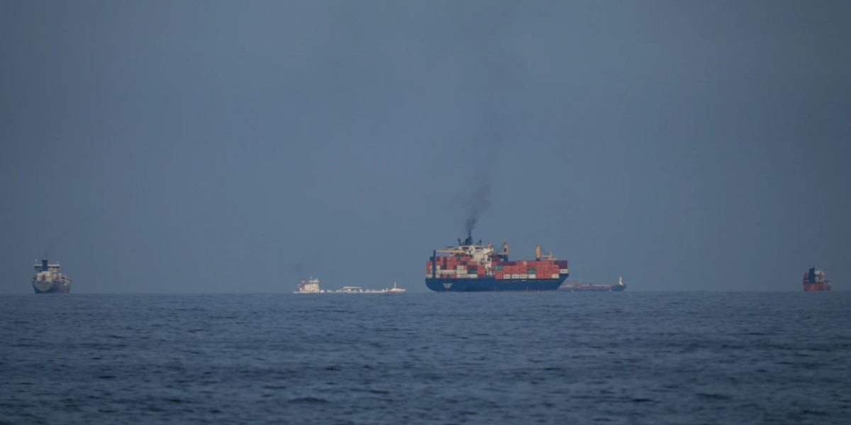 तेल बजारलाई यसरी हतियार बनाउँदै छ इरान